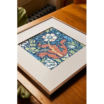 Sada na vyšívání tapiserie DMC J.H. Dearle pro Morris & Co, Compton