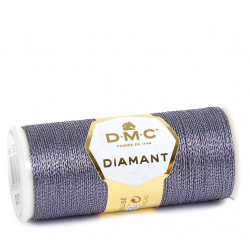 Metalická nit DMC Diamant D317 šedá